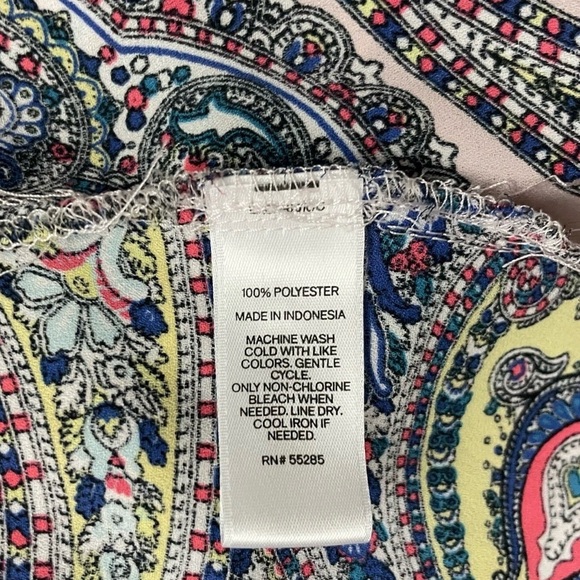 Express Multicolor Paisley Button Down Shirt - Picture 5 of 6